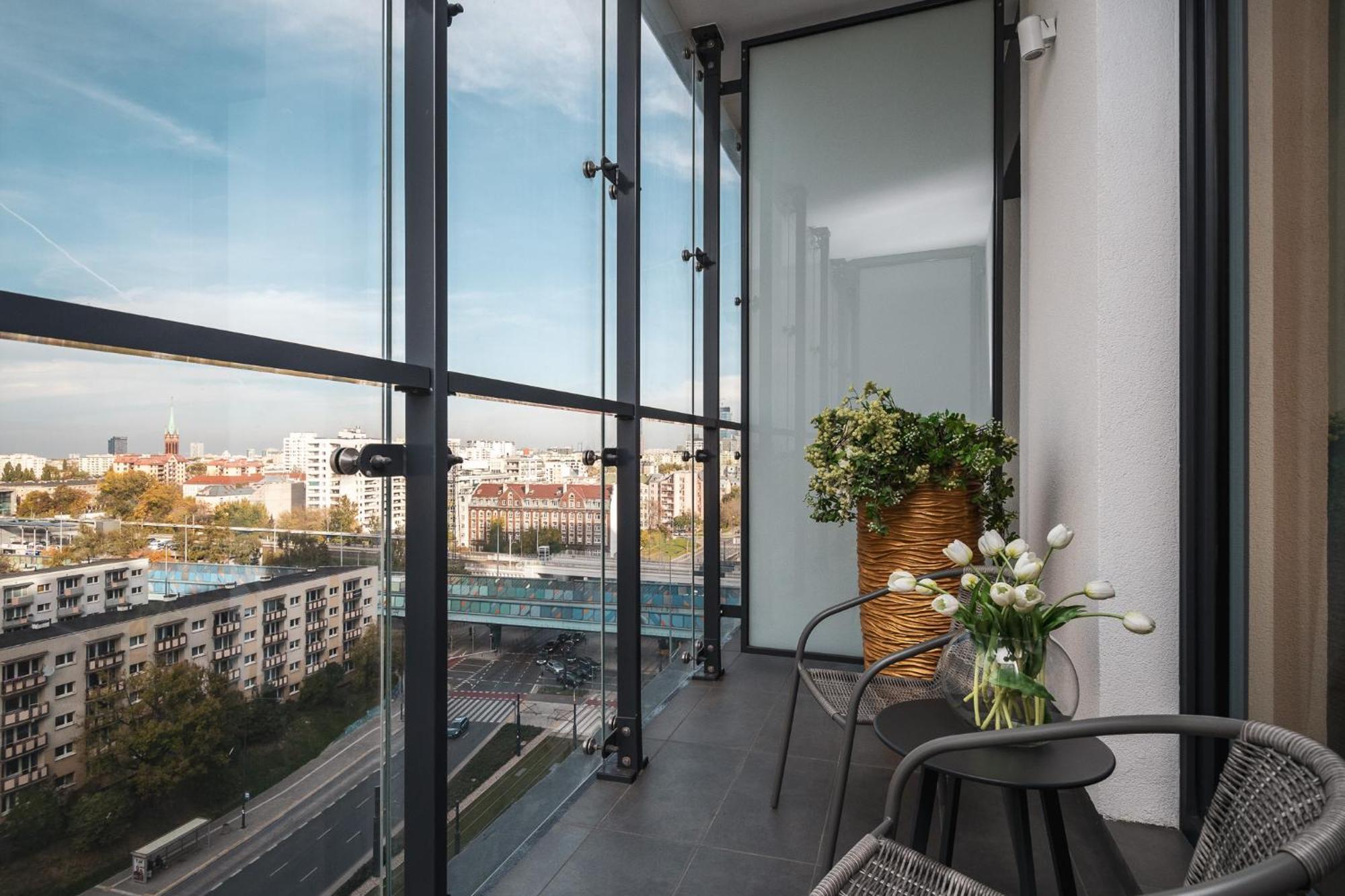 Kasprzaka 29 Bliska Wola Tower By Perfect Apart Варшава Екстериор снимка